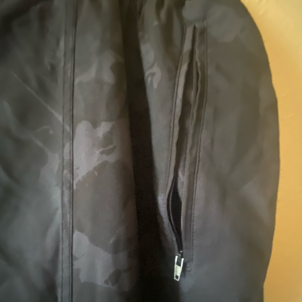 Old Navy workout pants - Picture 4 of 5